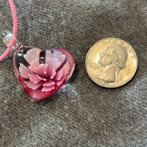 Art Glass Floral Pink Heart Necklace - Picture 3 of 5